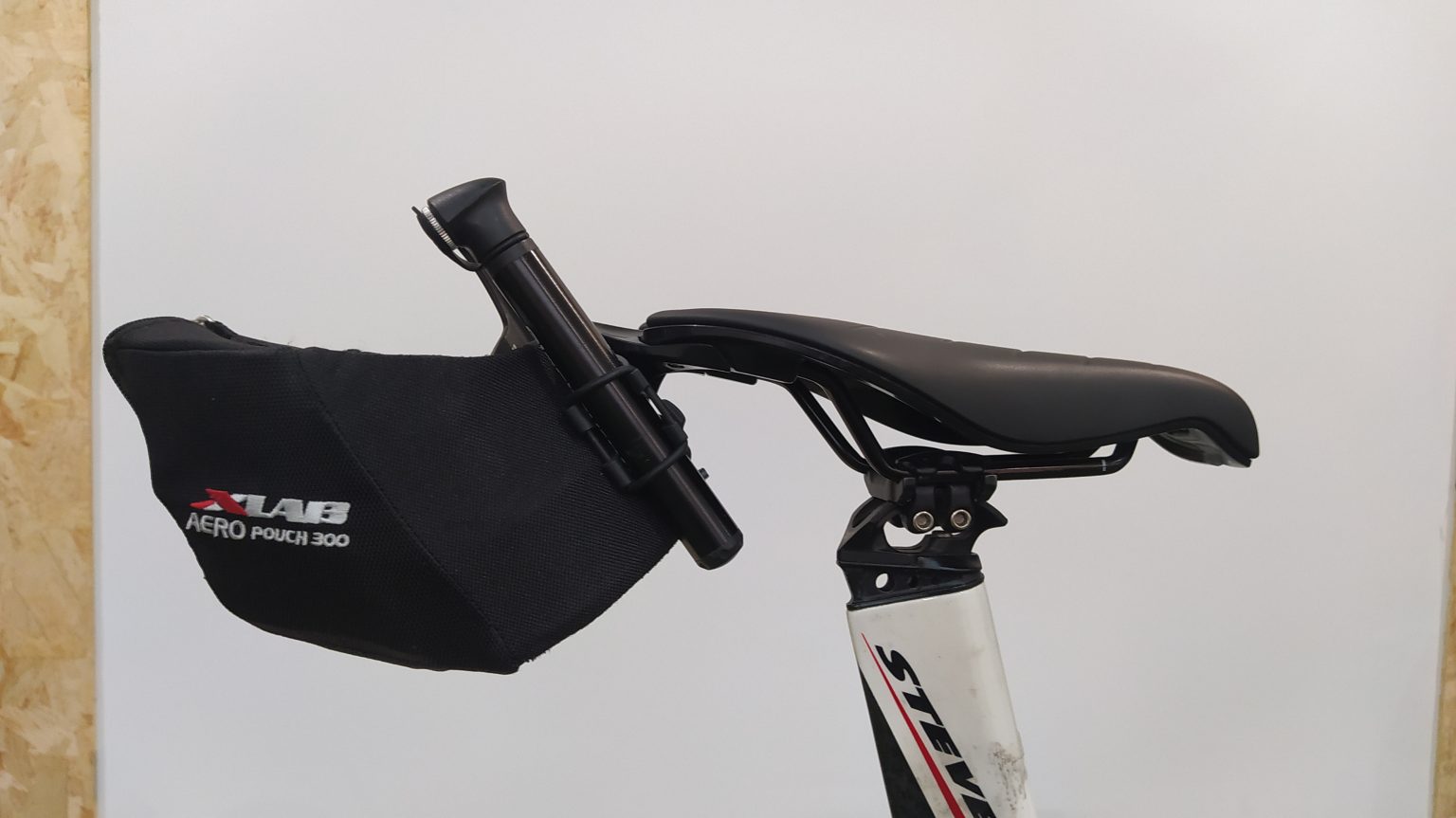 【REVIEW A FONDO】 Xlab Aero Pouch 300 🚴 La bolsa definitiva